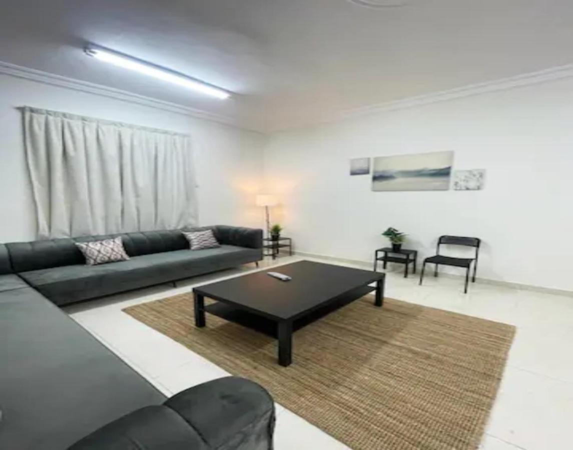 Luxurious Family 3 Bedroom Apartments 10 Mins Drive To Al-Masjid Nabawi - Nozol Noor 1 Medina ภายนอก รูปภาพ
