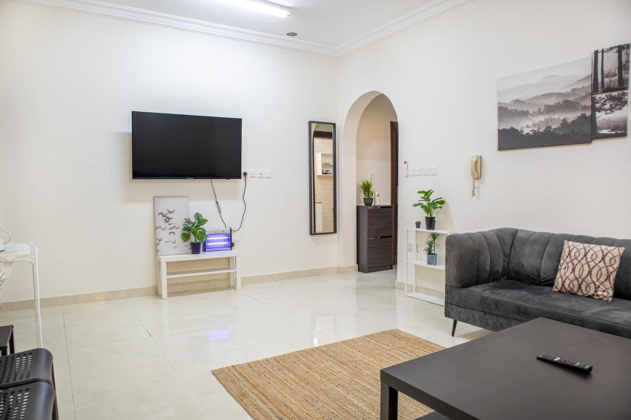 Luxurious Family 3 Bedroom Apartments 10 Mins Drive To Al-Masjid Nabawi - Nozol Noor 1 Medina ภายนอก รูปภาพ