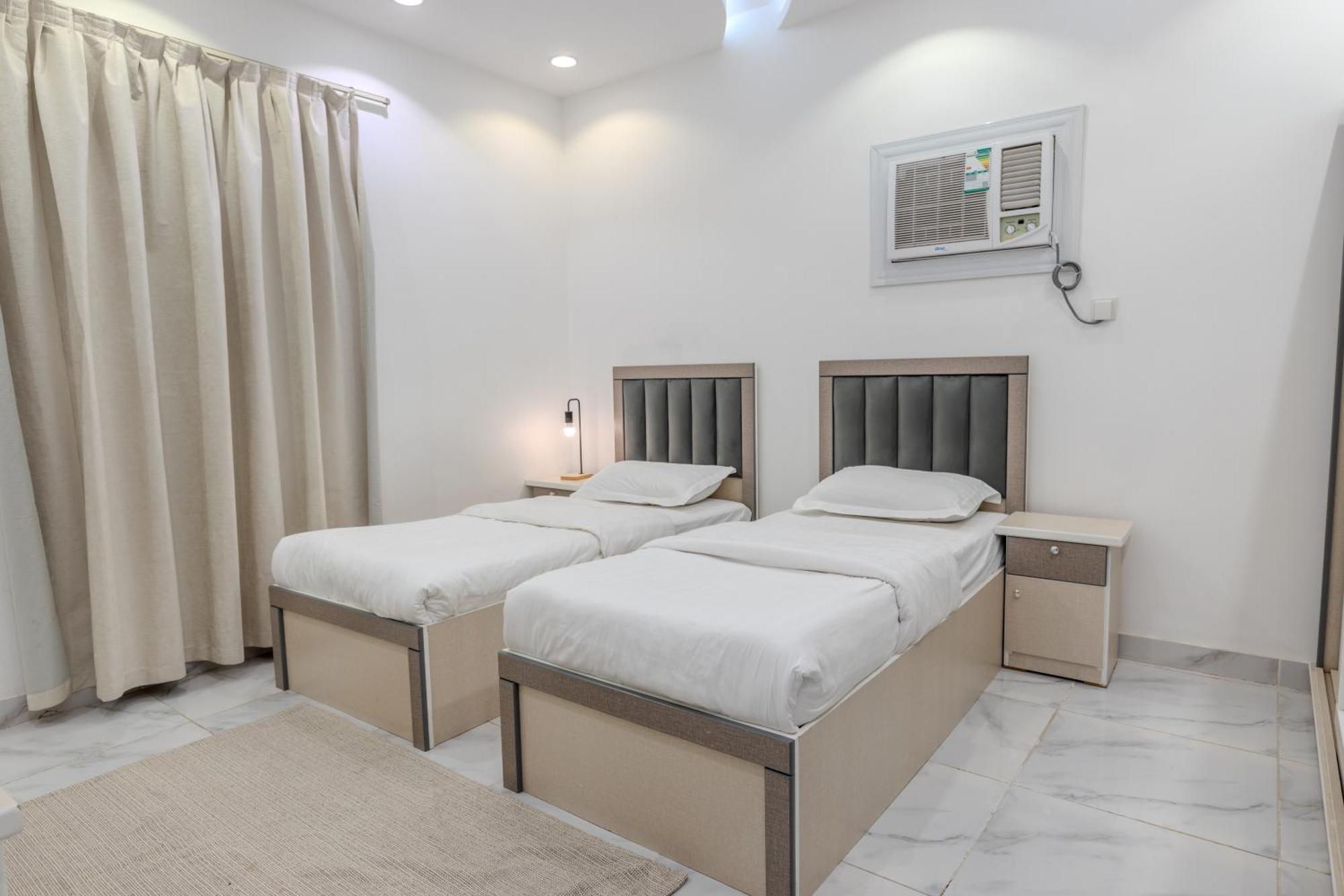 Luxurious Family 3 Bedroom Apartments 10 Mins Drive To Al-Masjid Nabawi - Nozol Noor 1 Medina ภายนอก รูปภาพ